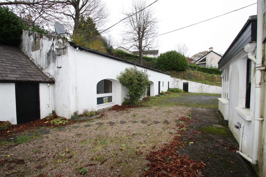 Laurel Lodge, 8 Strangford Road