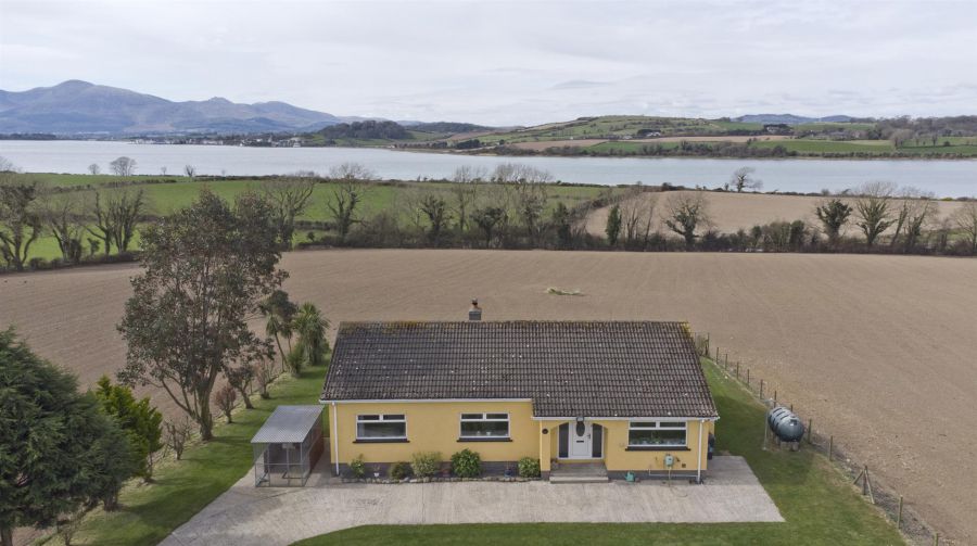 27B Commons Road 27B Commons Road