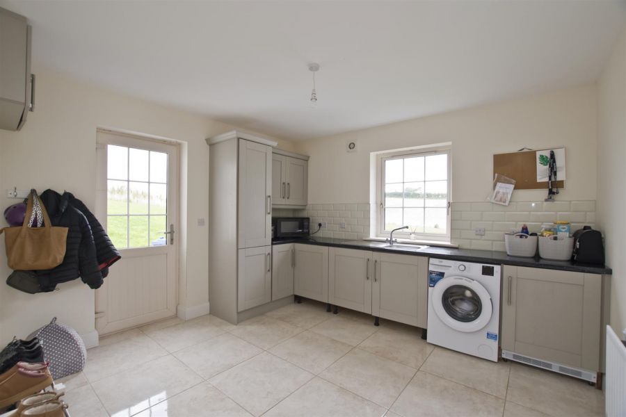 10 Cuttyshane Road 10 Cuttyshane Road