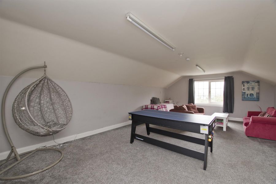 10 Cuttyshane Road