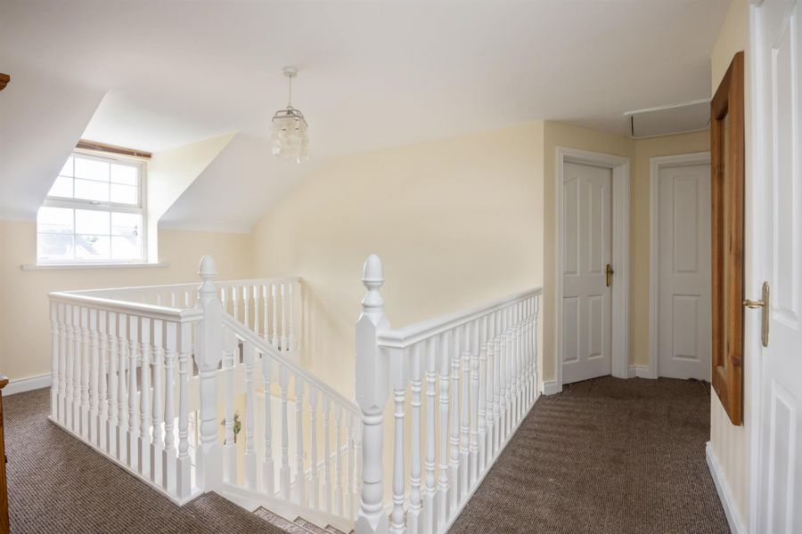 64 Kilmore Village