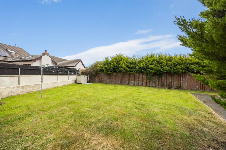 64 Kilmore Village