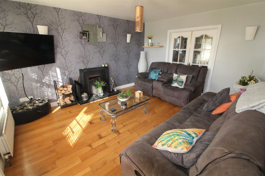 64 Kilmore Village