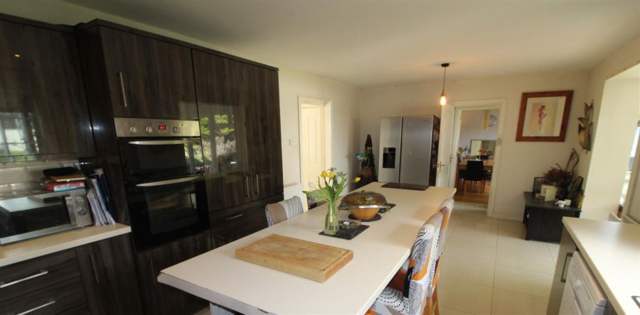 64 Kilmore Village