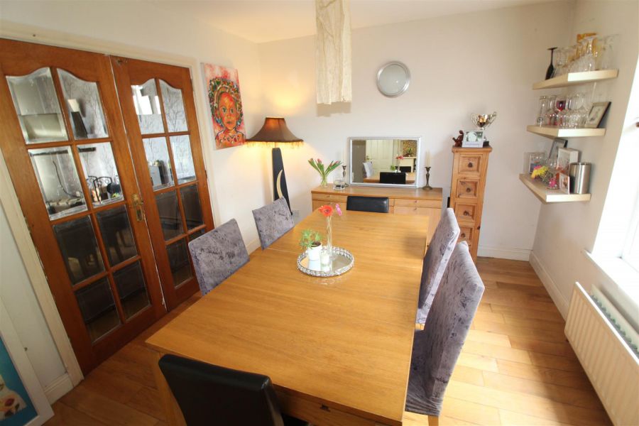 64 Kilmore Village