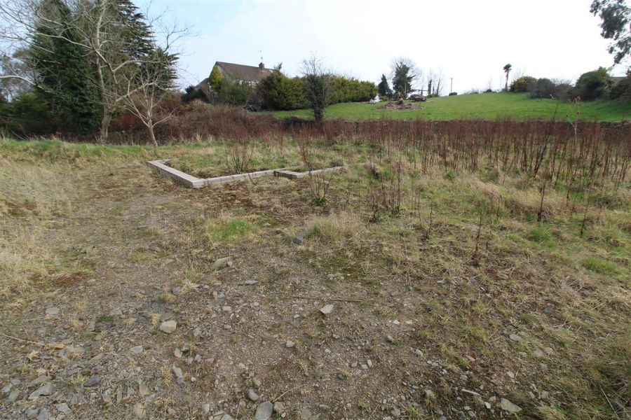 Building site between, 68 & 72 The Craig Road