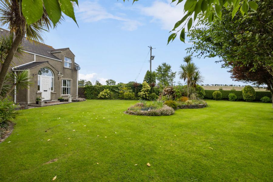 22 Ballyhornan Road