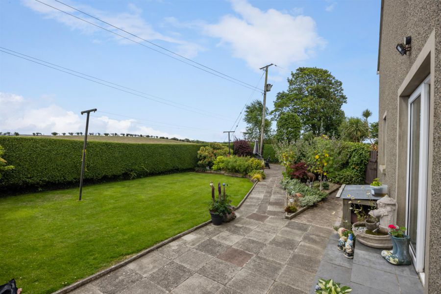 22 Ballyhornan Road