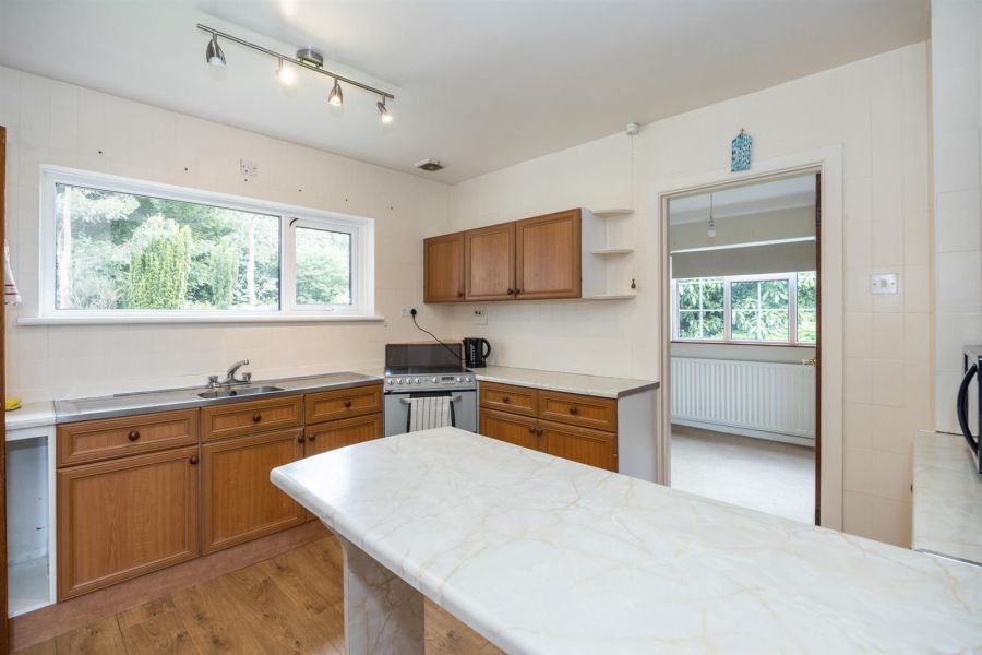 40 Downpatrick Road