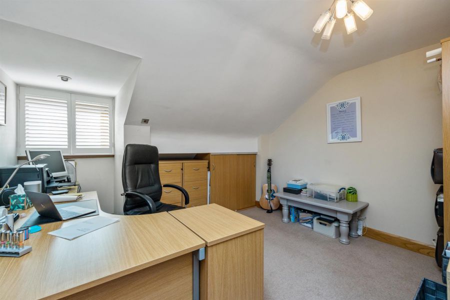 42 Old Course Road