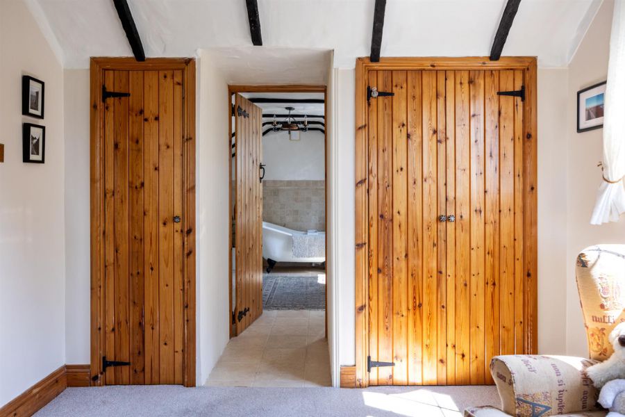 Bramble Cottage, 132 Thornyhill Road