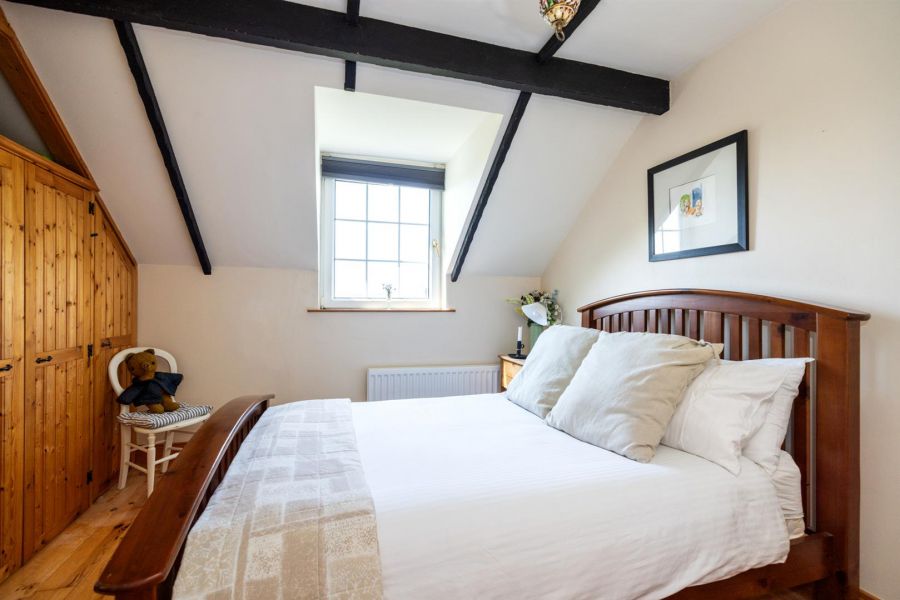 Bramble Cottage, 132 Thornyhill Road