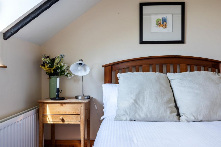 Bramble Cottage, 132 Thornyhill Road