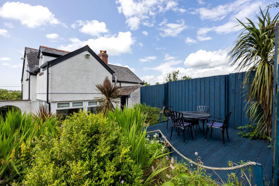 Bramble Cottage, 132 Thornyhill Road