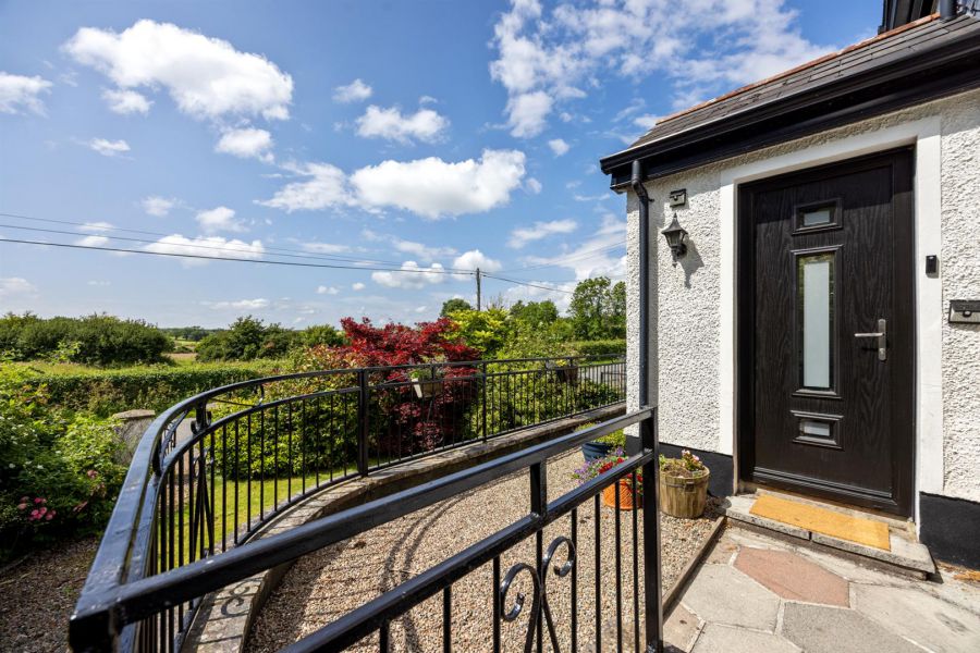 Bramble Cottage, 132 Thornyhill Road