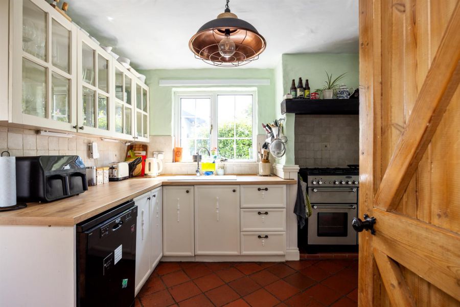 Bramble Cottage, 132 Thornyhill Road