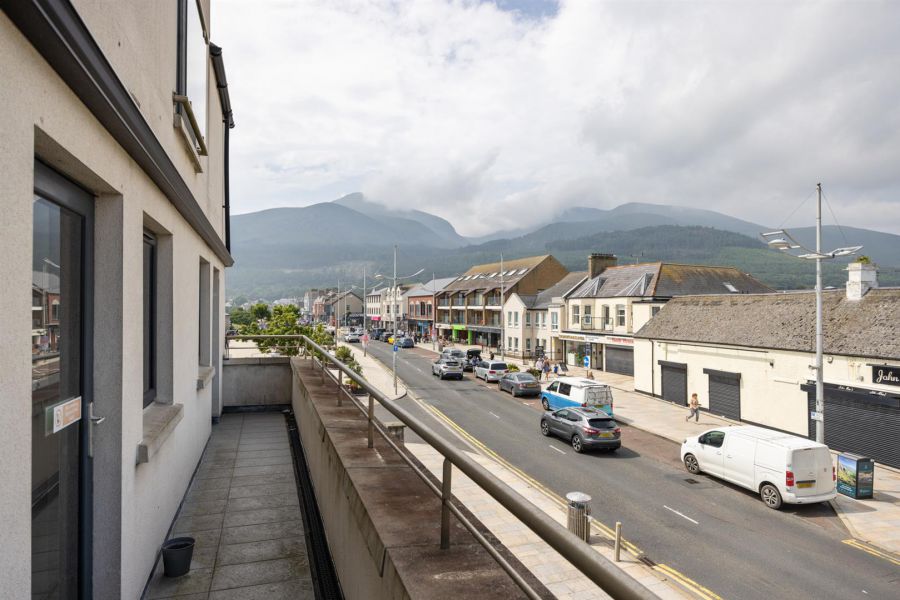 Clare Lodge, 3 Castle Place
