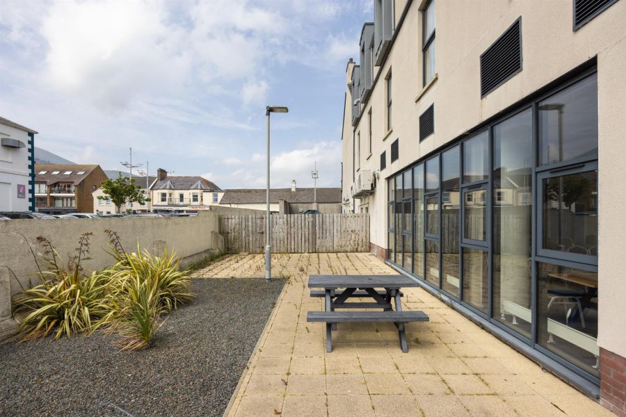 Clare Lodge, 3 Castle Place