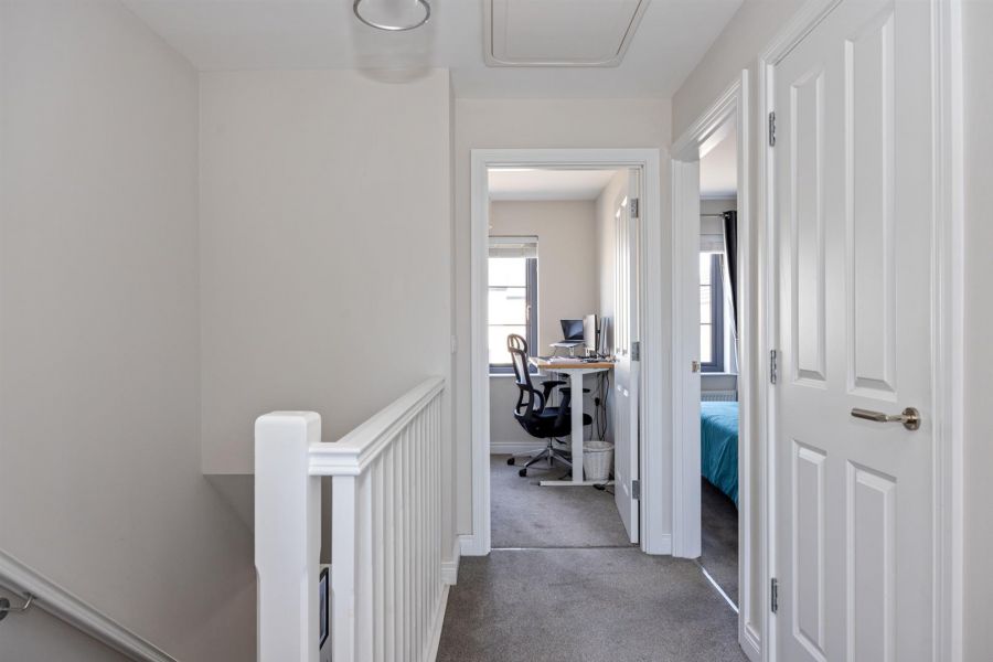 17 Little Enler Lane