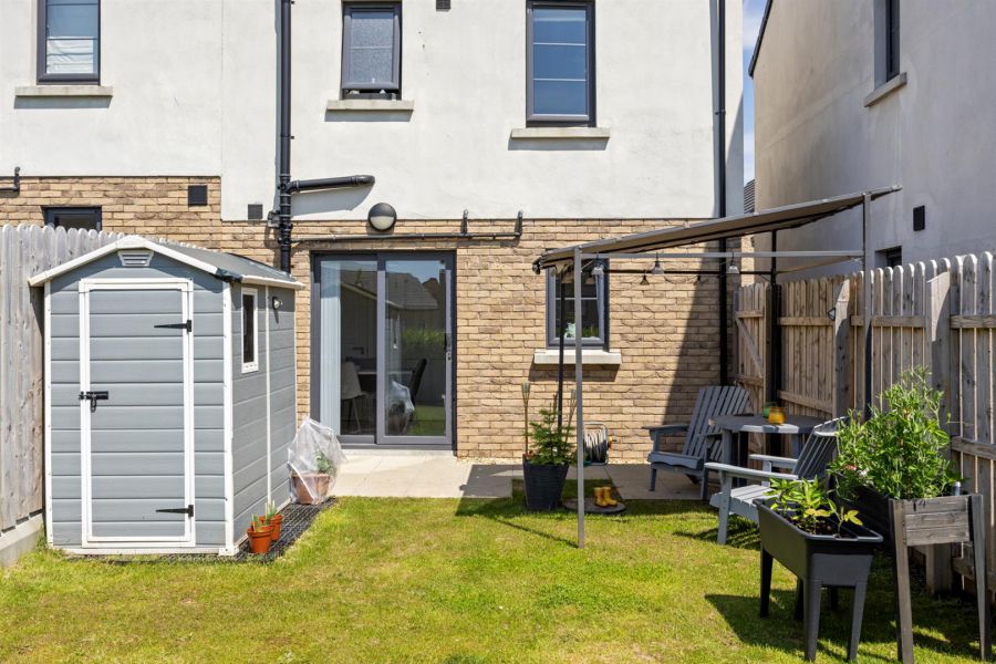 17 Little Enler Lane