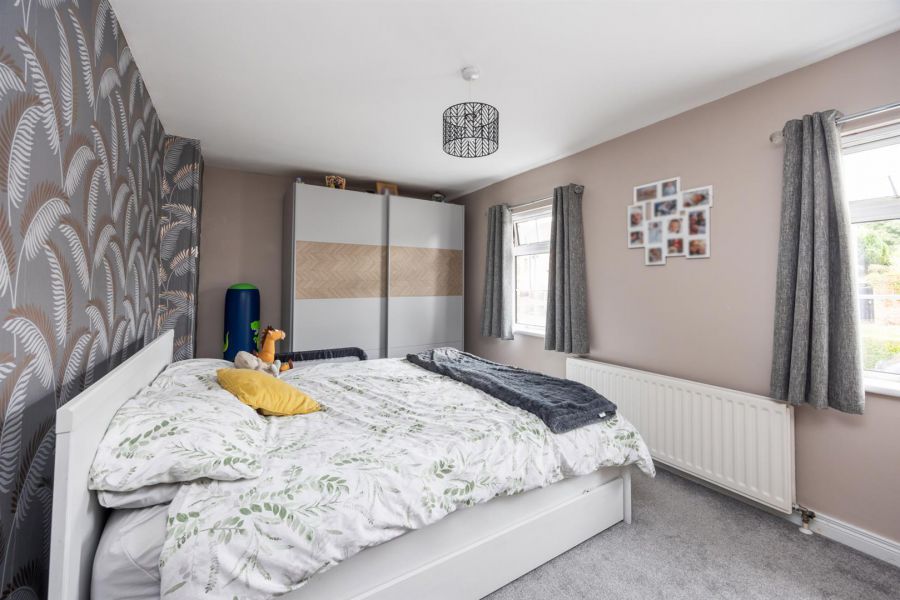 68 Ardmeen Green