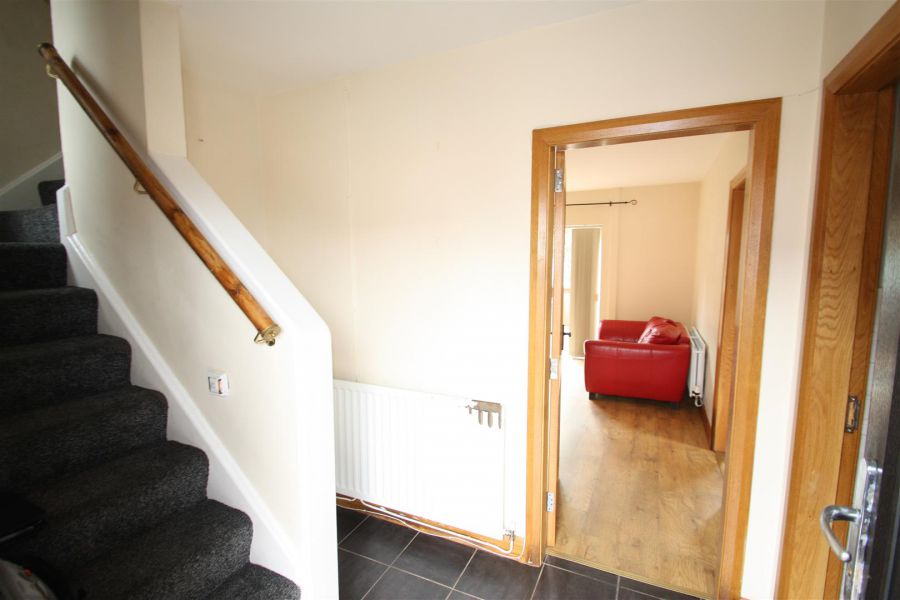 98 Ardmeen Green