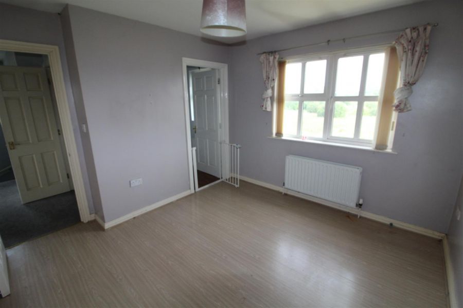 3 Racecourse Way
