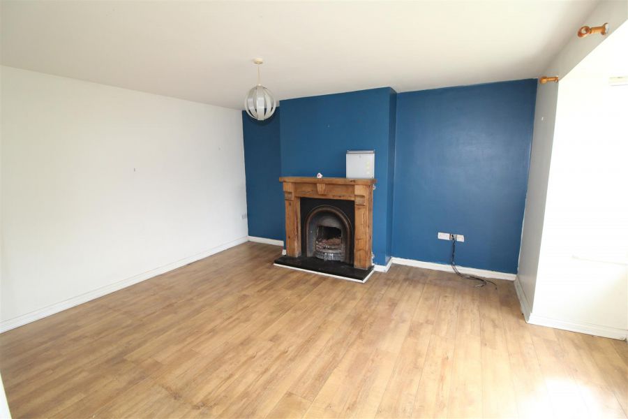 3 Racecourse Way