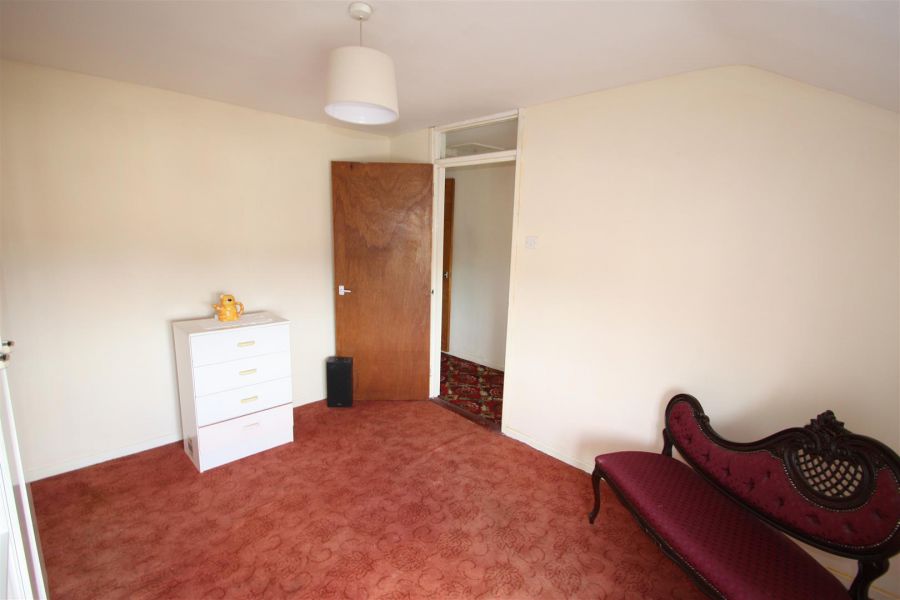 10 Westland Gardens
