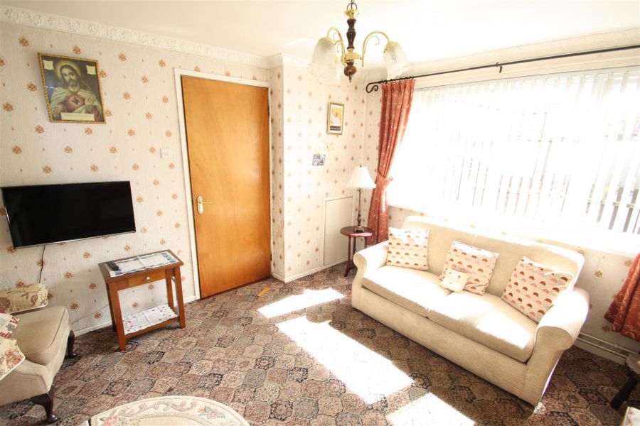 10 Westland Gardens