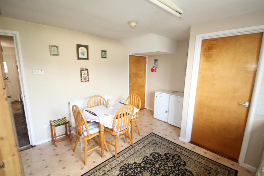 10 Westland Gardens