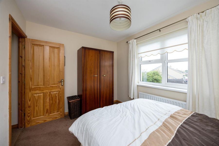 4 Actons Crescent
