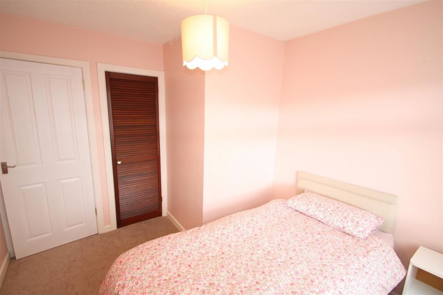 24 Tobarmore Park