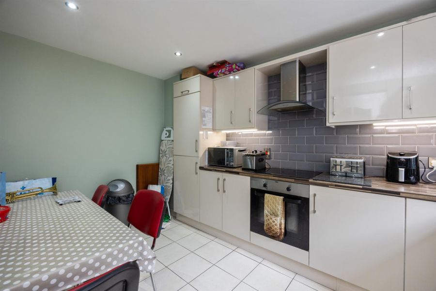 31 New Bridge Street