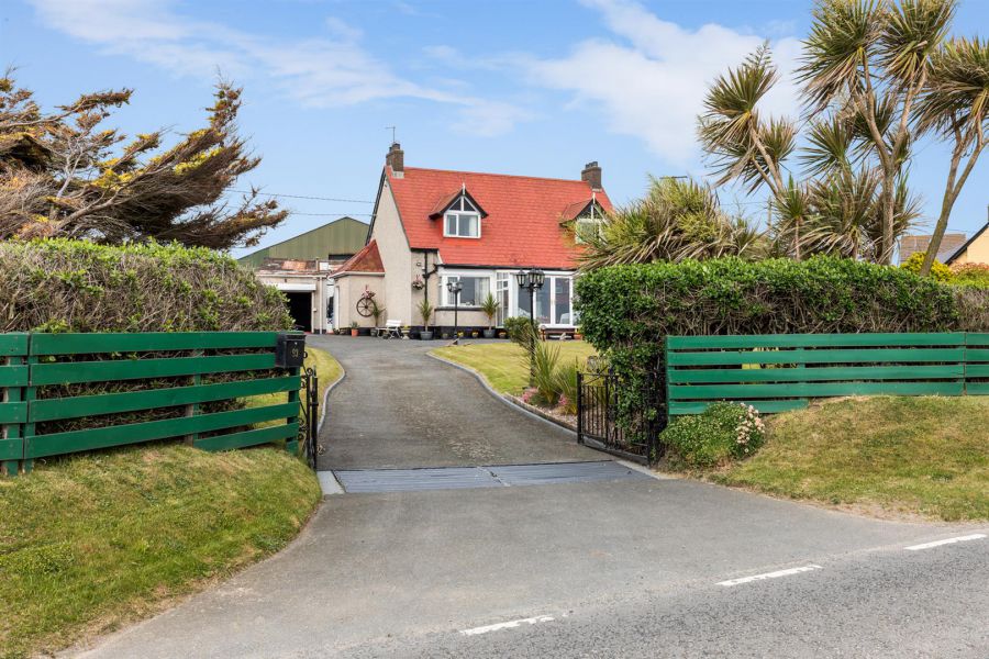 93 Minerstown Road