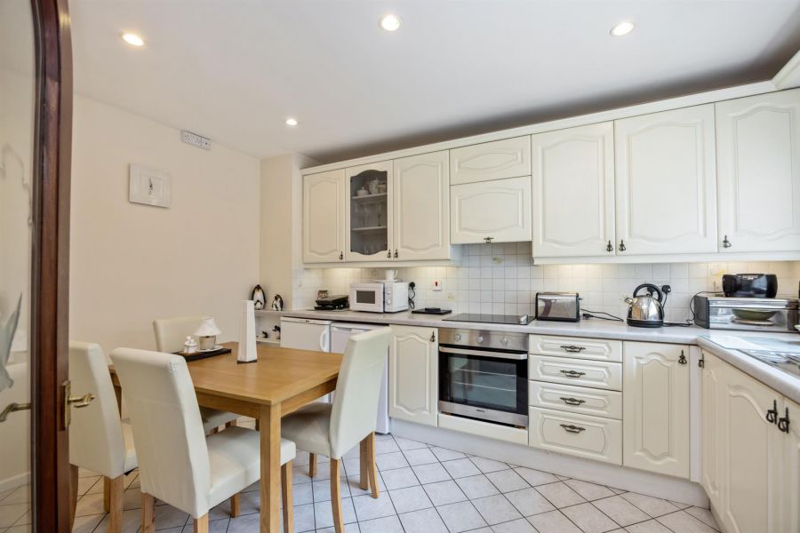 37 New Bridge Street