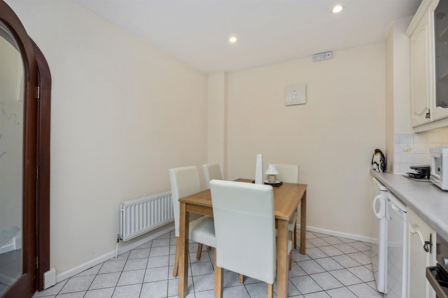 37 New Bridge Street