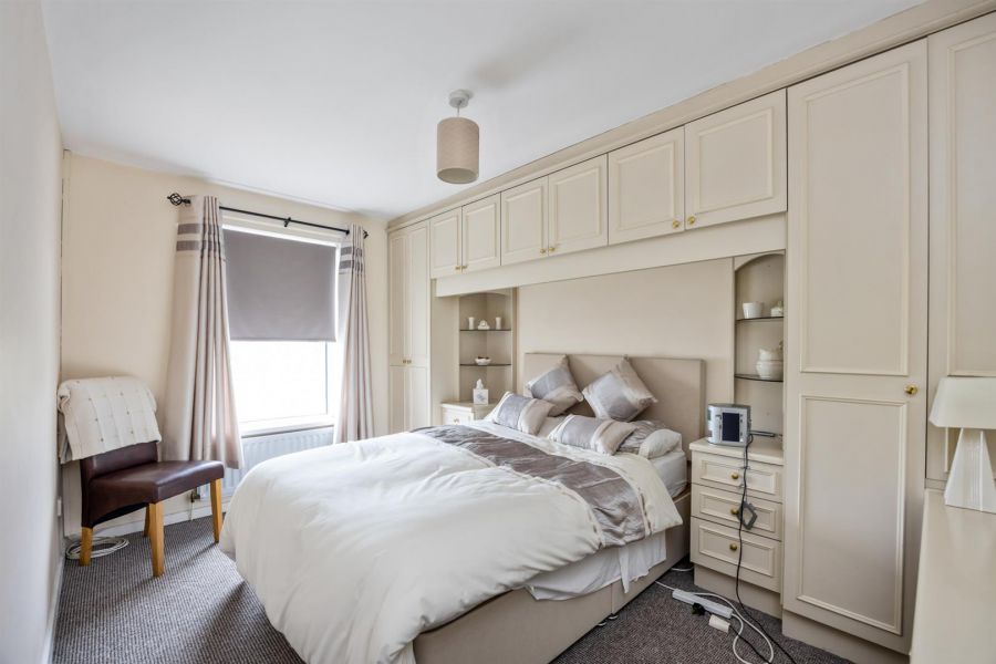 37 New Bridge Street