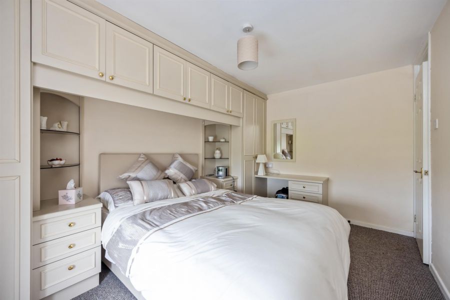 37 New Bridge Street