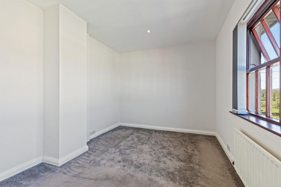 23 Jordanstown