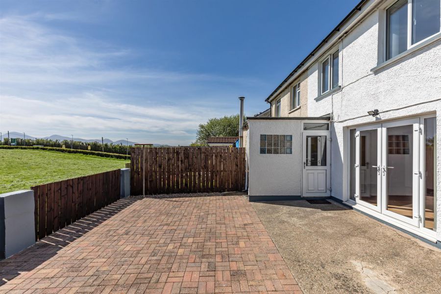 23 Jordanstown