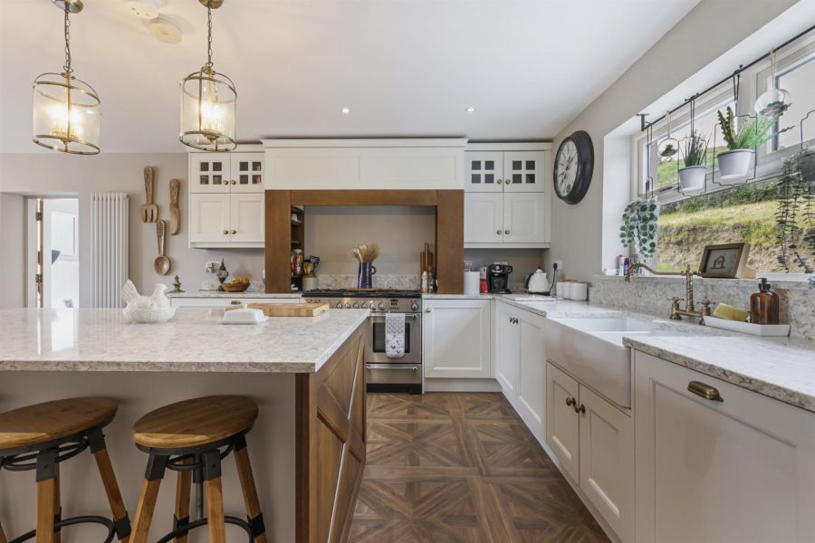 3B Carnreagh Road