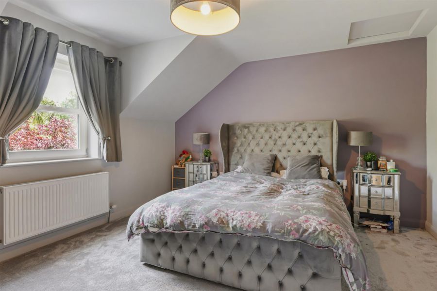 3B Carnreagh Road