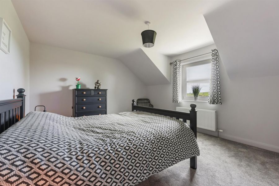3B Carnreagh Road