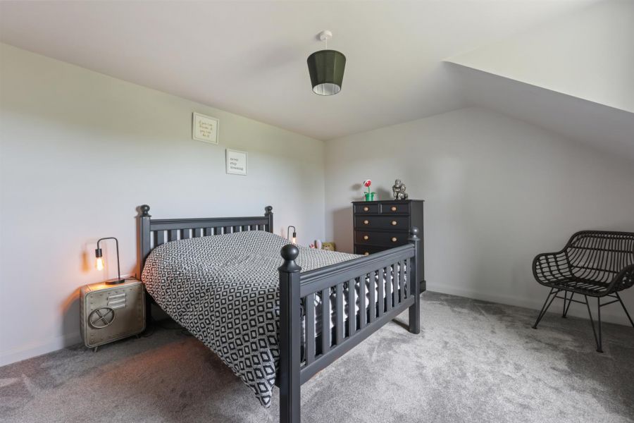 3B Carnreagh Road