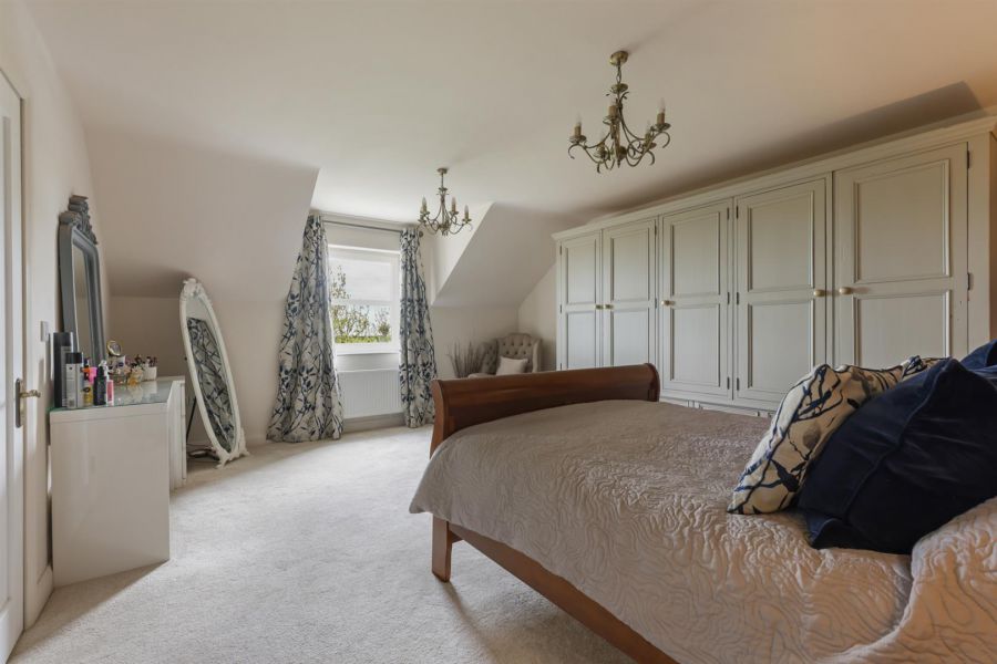 3B Carnreagh Road