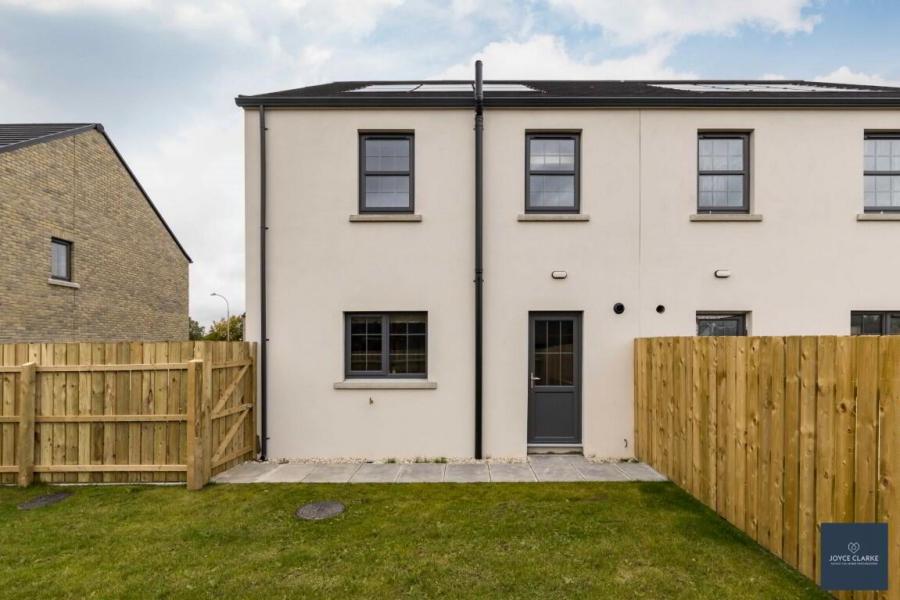 102, Rathview Hall