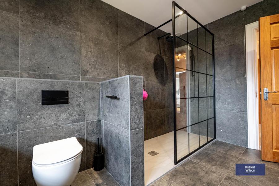 24 Limestone Meadows