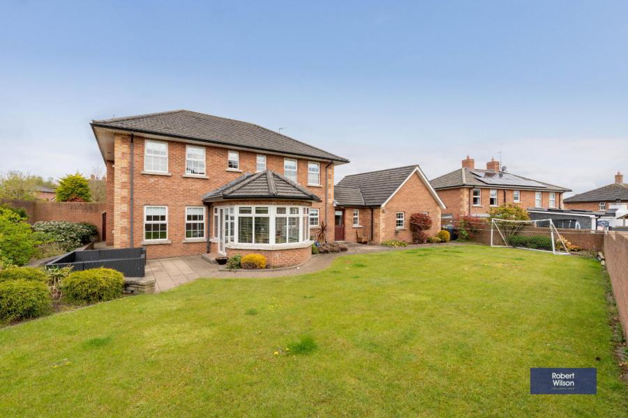 24 Limestone Meadows