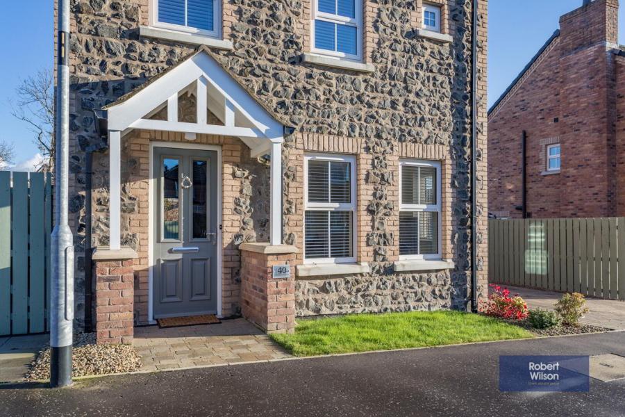 40 Wellington Park Road